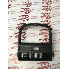 Консоль торпедо Kia Sorento 2002-2009 847603E100